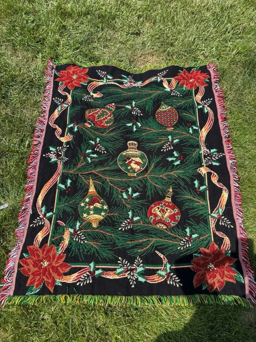 Vintage Christmas Woven Tapestry Throw Blanket Poinsettia Ornament Fringe 57x45